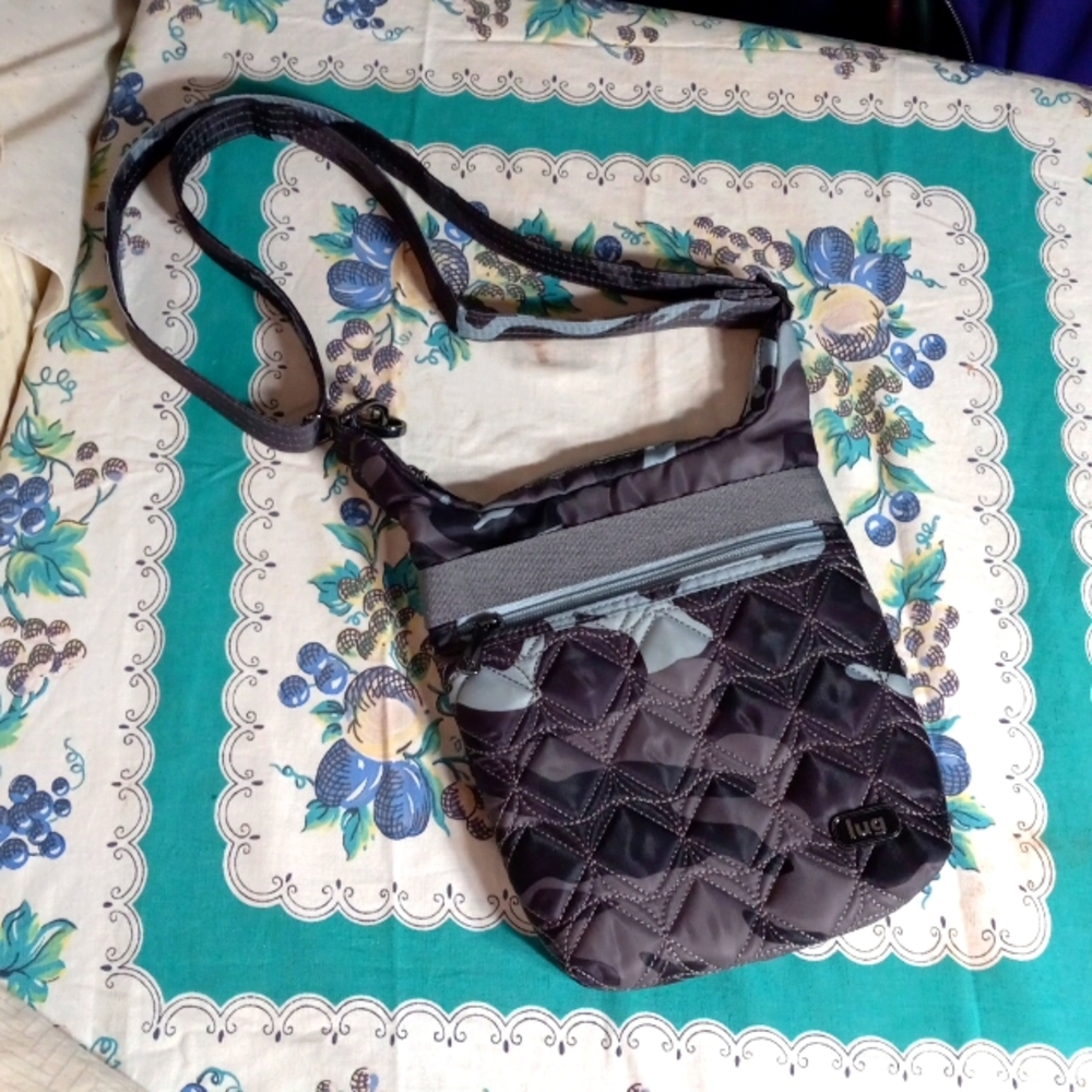 LUG SKIPPER SHOULDER CROSSBODY RFID BAG